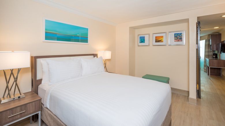 <b>Holiday Inn Express & Suites Nassau Suite</b>. Images powered by <a href="https://www.leonardoworldwide.com/" title="Leonardo Worldwide" target="_blank">Leonardo</a>.
