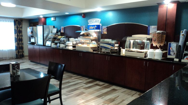 <b>Holiday Inn Express & Suites Restaurant</b>. Images powered by <a href="https://www.leonardoworldwide.com/" title="Leonardo Worldwide" target="_blank">Leonardo</a>.