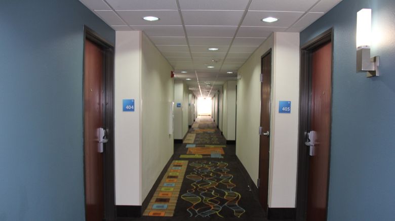 <b>Holiday Inn Express & Suites Lobby</b>. Images powered by <a href="https://www.leonardoworldwide.com/" title="Leonardo Worldwide" target="_blank">Leonardo</a>.