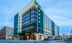 Holiday Inn Hotel & Suites Downtown