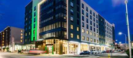 Holiday Inn Hotel & Suites Downtown Exterior