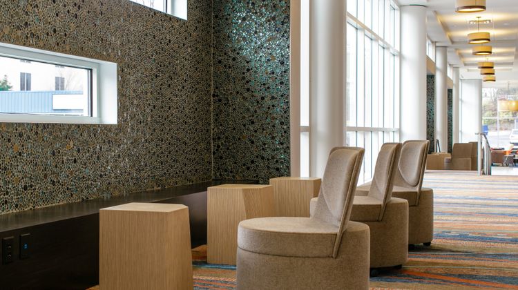 Holiday Inn Hotel & Suites Downtown Meeting