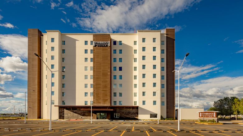 <b>Staybridge Suites Irapuato Exterior</b>. Images powered by <a href="https://www.leonardoworldwide.com/" title="Leonardo Worldwide" target="_blank">Leonardo</a>.