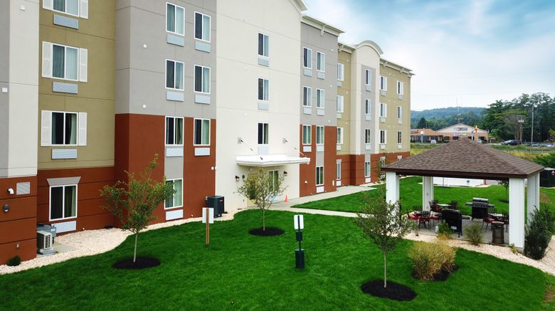 <b>Candlewood Suites York Exterior</b>. Images powered by <a href="https://www.leonardoworldwide.com/" title="Leonardo Worldwide" target="_blank">Leonardo</a>.