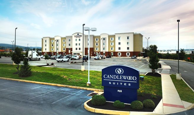 Candlewood Suites York Exterior