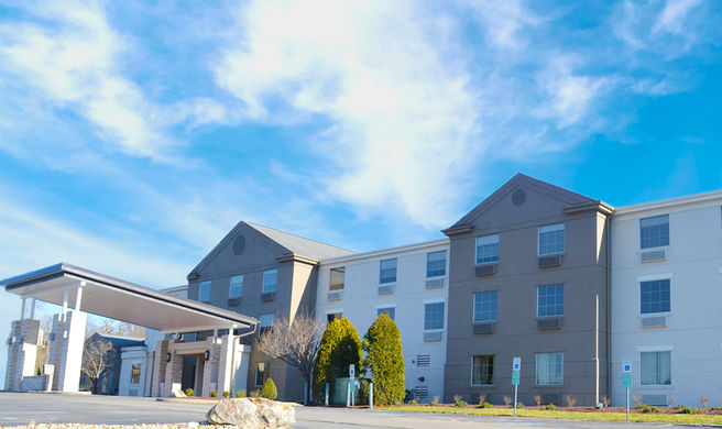Holiday Inn Express Pittsburgh Exterior