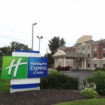 Holiday Inn Express & Stes