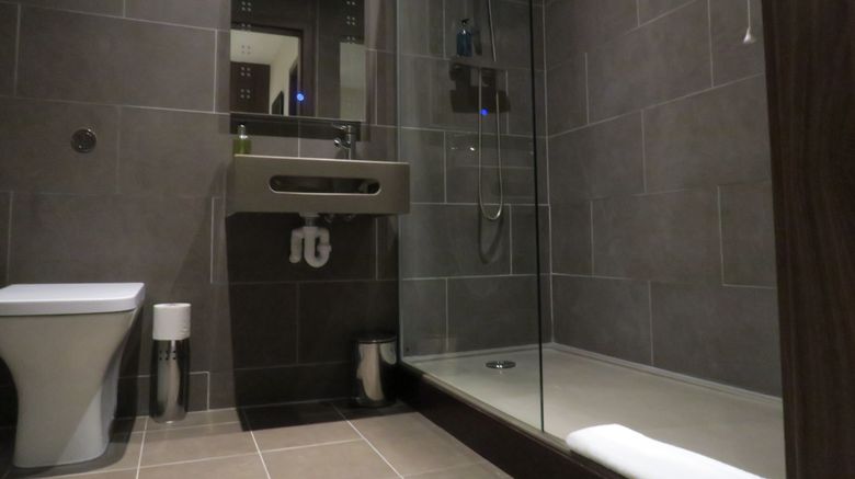 <b>Quay Apartments Clarence House Room</b>. Images powered by <a href="https://www.leonardoworldwide.com/" title="Leonardo Worldwide" target="_blank">Leonardo</a>.