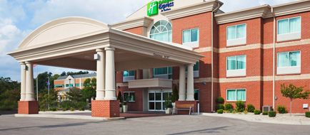 Holiday Inn Express Hotel & Suites Exterior