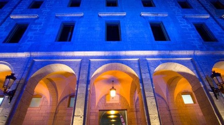 <b>Hotel Balneario Orduna Plaza Exterior</b>. Images powered by <a href="https://www.leonardoworldwide.com/" title="Leonardo Worldwide" target="_blank">Leonardo</a>.