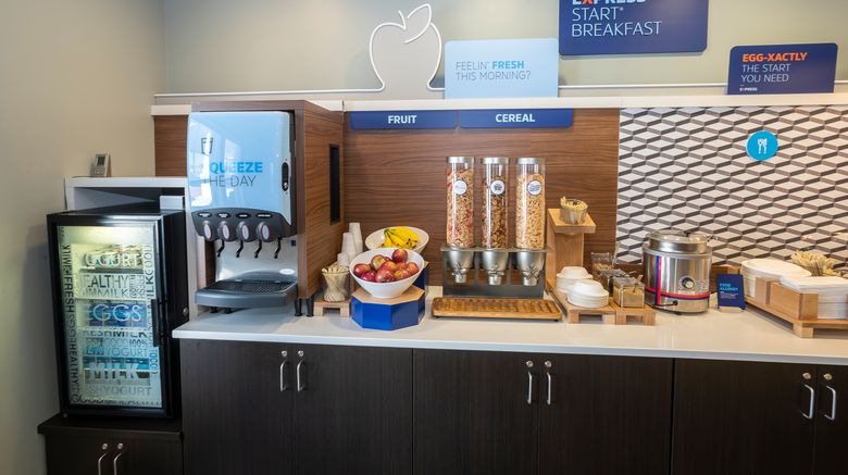 <b>Holiday Inn Express Hotel & Suites Restaurant</b>. Images powered by <a href="https://www.leonardoworldwide.com/" title="Leonardo Worldwide" target="_blank">Leonardo</a>.