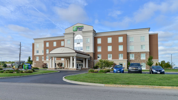 Holiday Inn Express & Suites Terre Haute Other