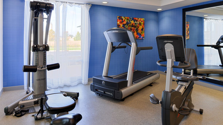 Holiday Inn Express & Suites Terre Haute Health Club