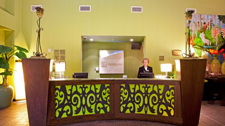Holiday Inn & Suites Ocala Conf Center Lobby