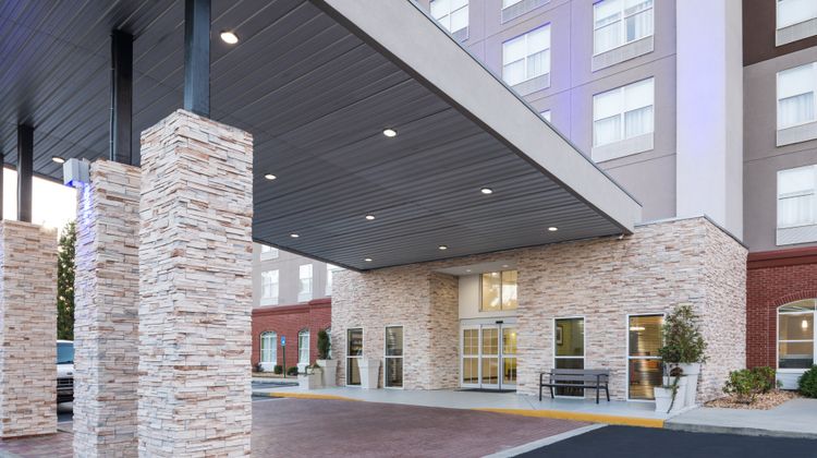 Holiday Inn Express Duluth-Mall Area Exterior