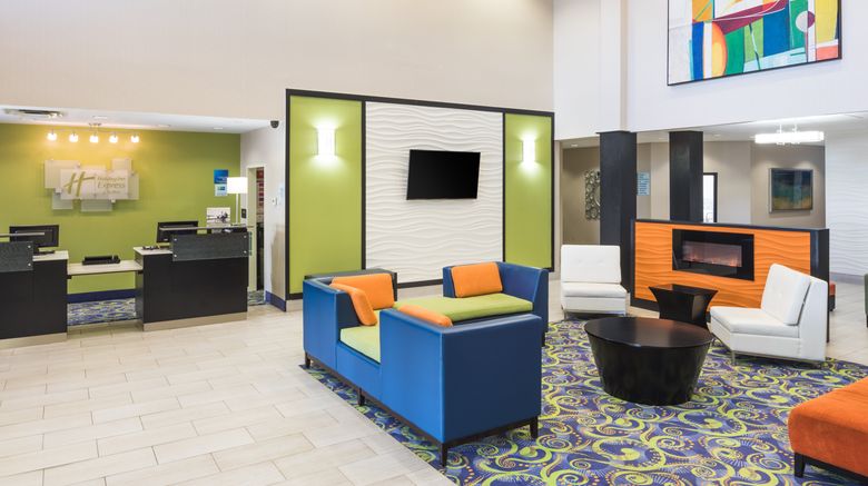 <b>Holiday Inn Express Duluth-Mall Area Lobby</b>. Images powered by <a href="https://www.leonardoworldwide.com/" title="Leonardo Worldwide" target="_blank">Leonardo</a>.