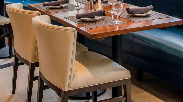 <b>Crowne Plaza Cleveland at Playhouse Sq Restaurant</b>. Images powered by <a href="https://www.leonardoworldwide.com/" title="Leonardo Worldwide" target="_blank">Leonardo</a>.