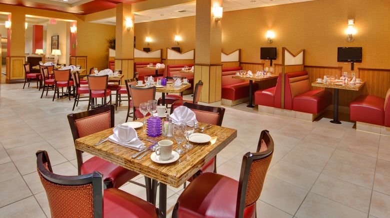 <b>Holiday Inn and Suites Bakersfield North Restaurant</b>. Images powered by <a href="https://www.leonardoworldwide.com/" title="Leonardo Worldwide" target="_blank">Leonardo</a>.