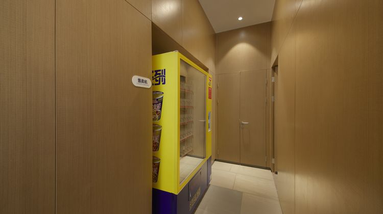 Holiday Inn Express Zhangjiagang East Exterior