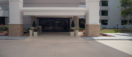 Holiday Inn Greenville Exterior