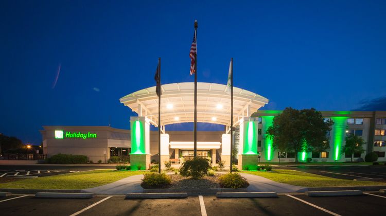 Holiday Inn Greenville Exterior
