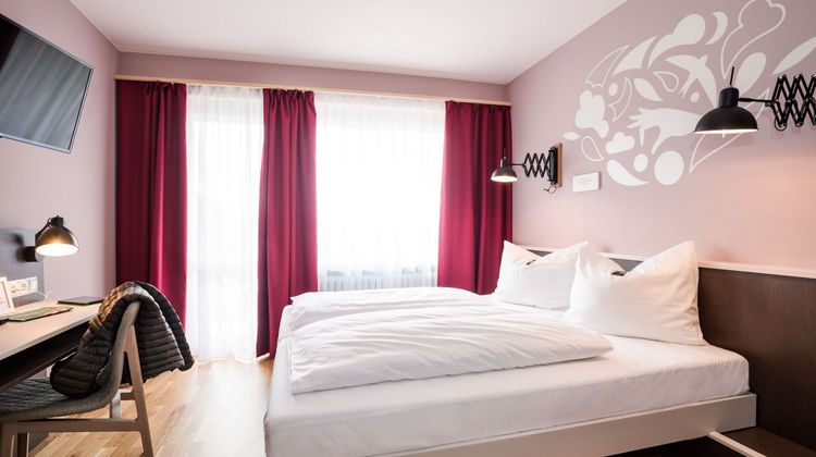 Jufa Hotel Koenigswinter Room