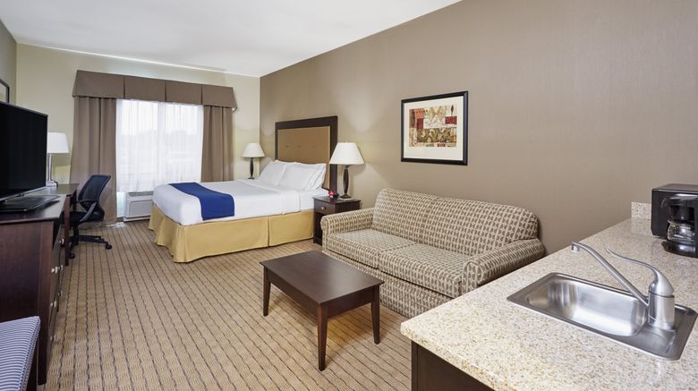 <b>Holiday Inn Express Madison-Verona Suite</b>. Images powered by <a href="https://www.leonardoworldwide.com/" title="Leonardo Worldwide" target="_blank">Leonardo</a>.