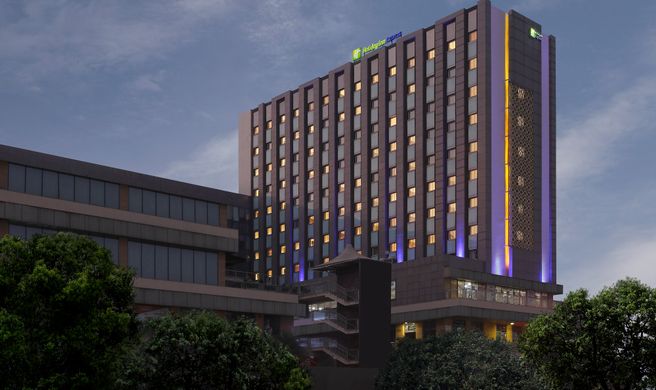 Holiday Inn Express Gurgaon Sector 50 Exterior