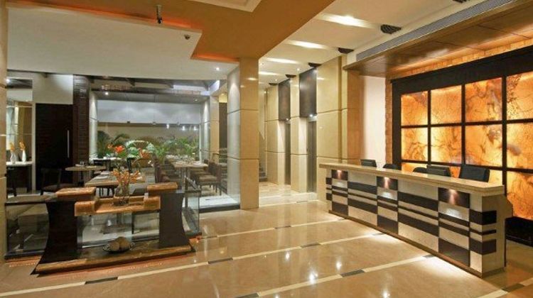 Grand Residency Hotel & Serviced Apts Lobby