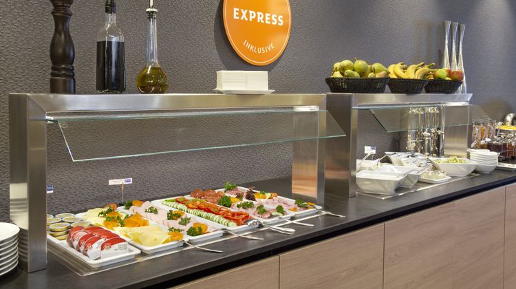 Holiday Inn Express Karlsruhe-City Park Restaurant