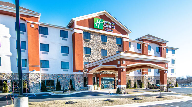 Holiday Inn Express/Stes University Area Exterior