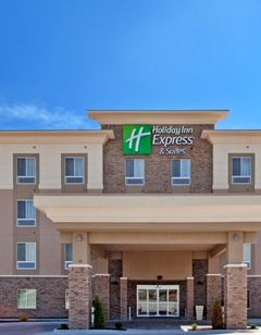 Holiday Inn Express & Suites Topeka N