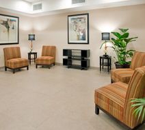 Holiday Inn Express & Suites Topeka N Lobby
