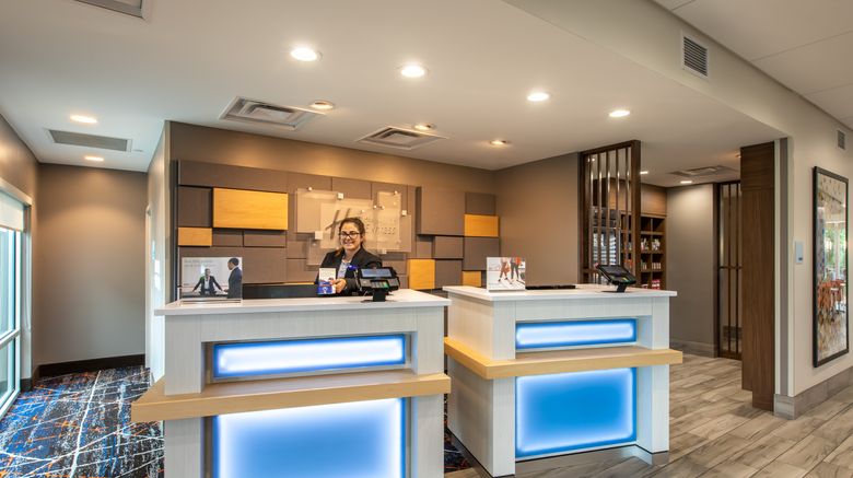 <b>Holiday Inn Express & Suites Piedmont Lobby</b>. Images powered by <a href="https://www.leonardoworldwide.com/" title="Leonardo Worldwide" target="_blank">Leonardo</a>.