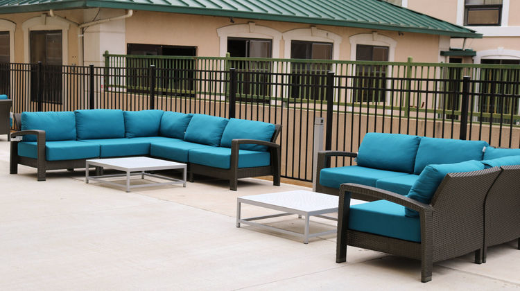 Holiday Inn Jonesboro Exterior