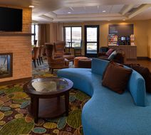 Holiday Inn Express & Suites Pocatello Lobby