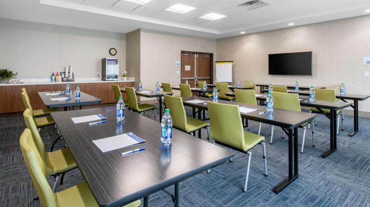 Holiday Inn Express & Suites Alachua Meeting
