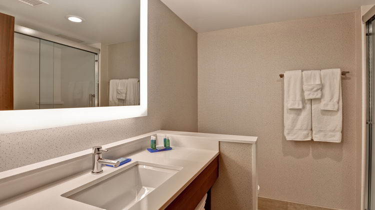 Holiday Inn Express Room
