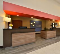Holiday Inn Express Milford Lobby