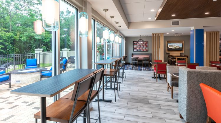 Holiday Inn Express & Suites Piedmont Restaurant