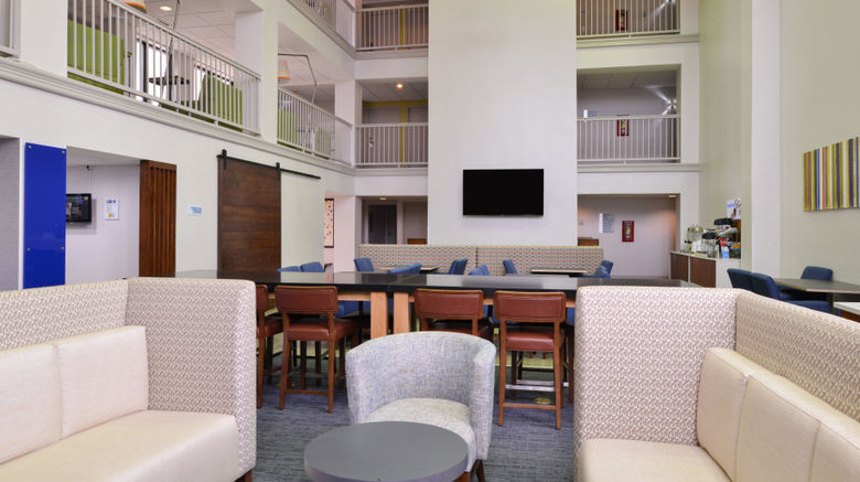 <b>Holiday Inn Express Palm Desert Lobby</b>. Images powered by <a href="https://www.leonardoworldwide.com/" title="Leonardo Worldwide" target="_blank">Leonardo</a>.