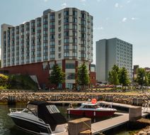 Holiday Inn Sydney - Waterfront Hotel Exterior