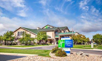 Holiday Inn Express & Suites