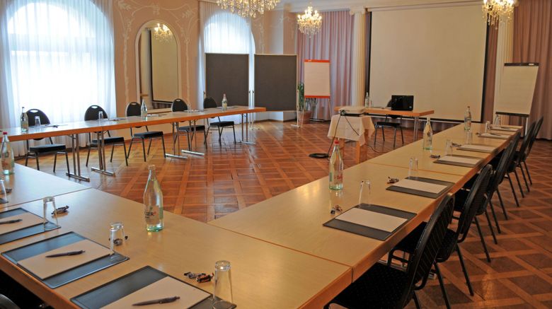 <b>Chalet Hotel Adler Meeting</b>. Images powered by <a href="https://www.leonardoworldwide.com/" title="Leonardo Worldwide" target="_blank">Leonardo</a>.