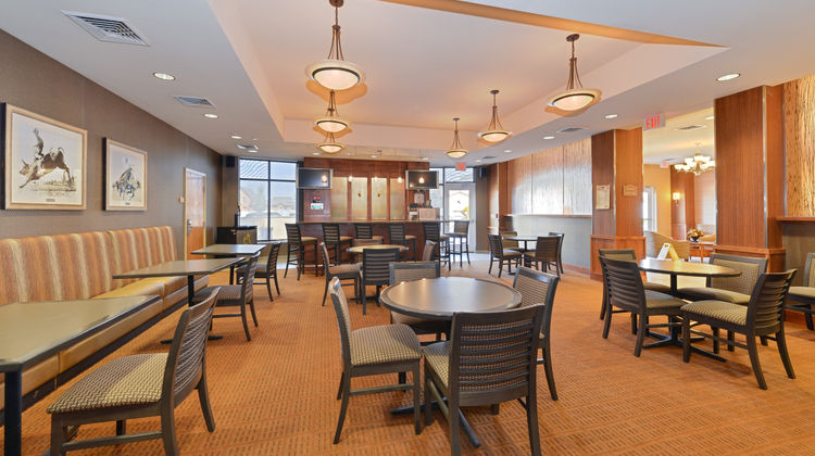 Holiday Inn Lobby