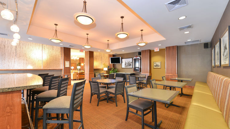 Holiday Inn Lobby