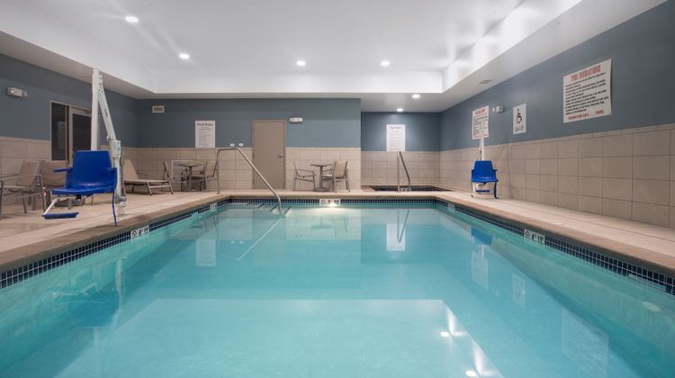 Holiday Inn Express & Stes Sioux City N. Pool
