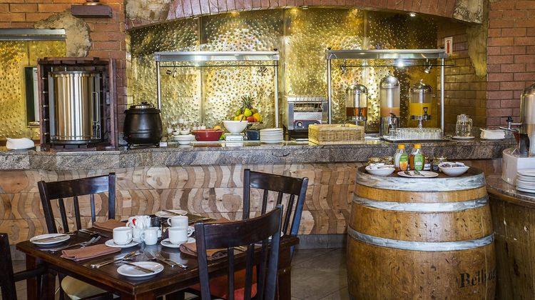 Centurion Lake Hotel Restaurant