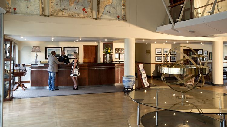 The PortsWood Hotel Lobby
