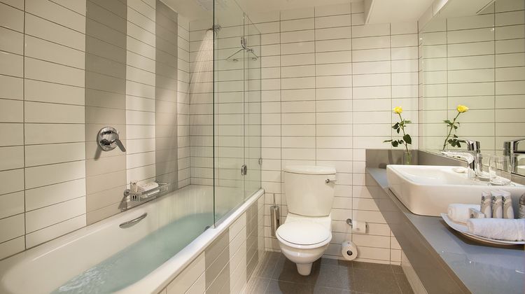 The PortsWood Hotel Room